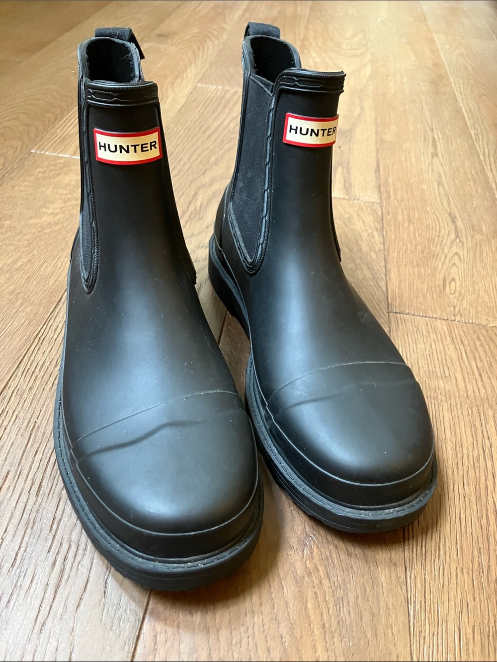 NWOT Hunter Chelsea Waterproof Rain Boots - UK 7, L9, M8